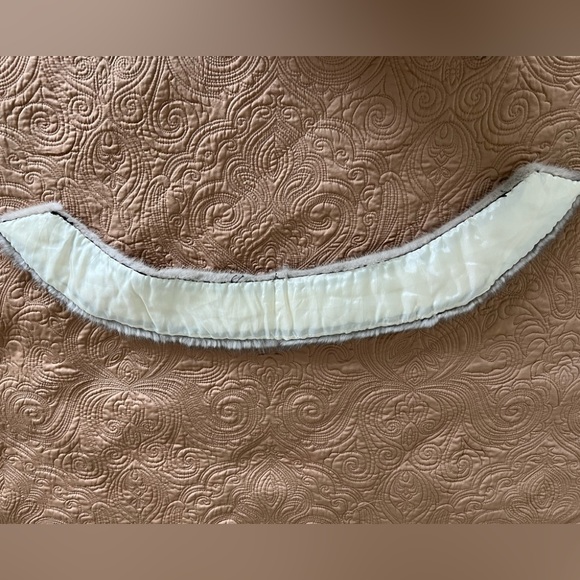 Fur collar - Picture 2 of 2